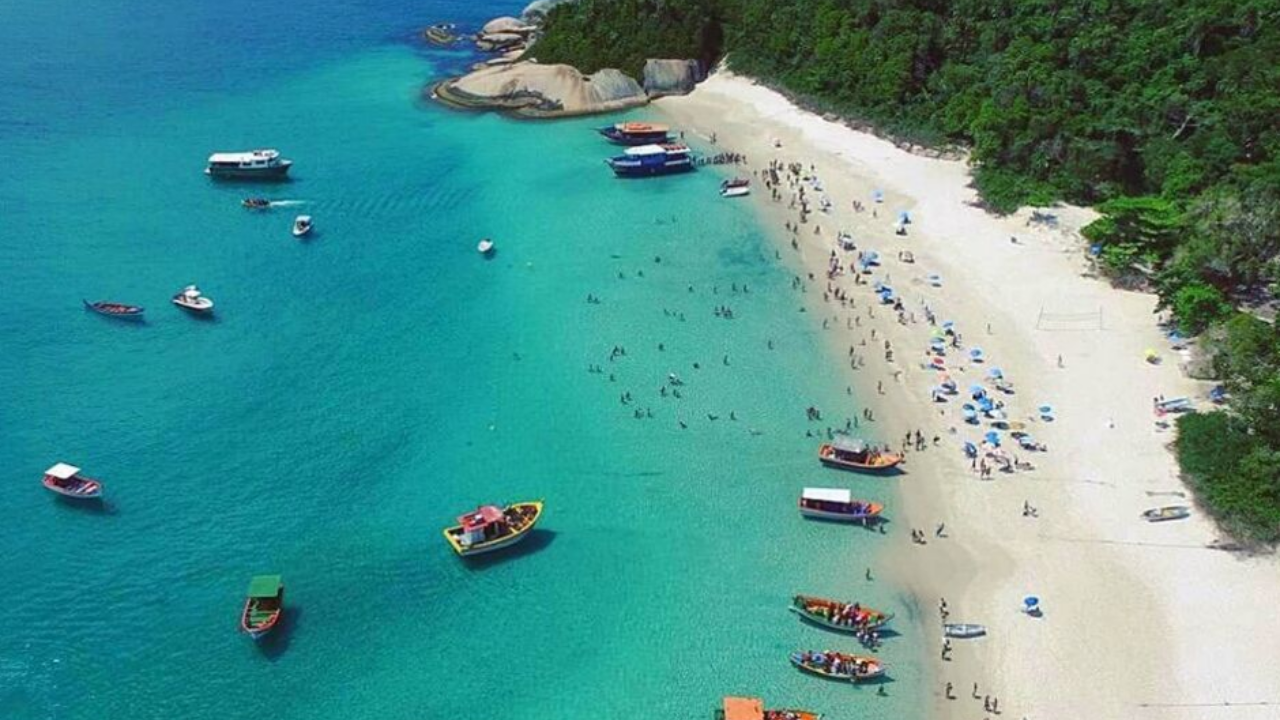 🌴 lha do Campeche: Passeio Exclusivo com Saída da Praia da Armação